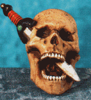 small skull Dagger