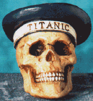 small skul Titanic
